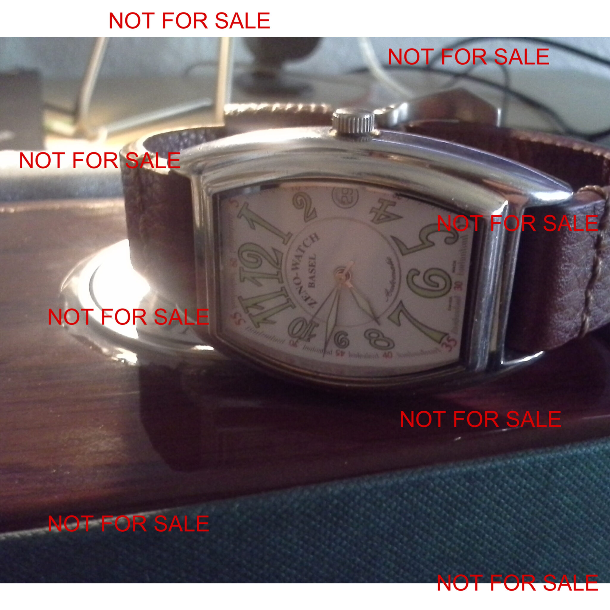 FERRARI Fan Club - Casablanca Homage - Swiss Made Automatic Watch - White Dial